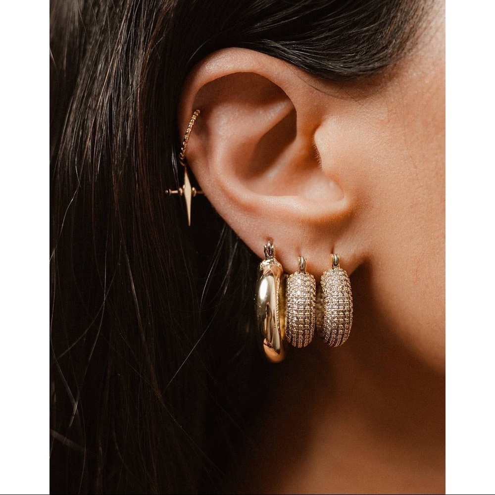 LUV AJ GOLD MINI CROSS EARRINGS DAINTY MEJURI BAUBLEBAR VANESSA MOONEY REVOLVE - Picture 14 of 16